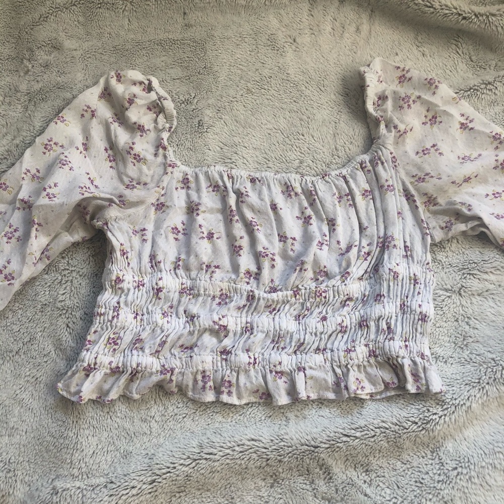 Beautiful Urban Outfitters Floral Crop Top